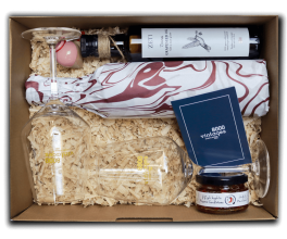 Gift Box: Box; Gift Card; Pepper Confiture; Tsiptsa Oil; 2 piece: Wine Glass 8000; Qvevri Magnet.